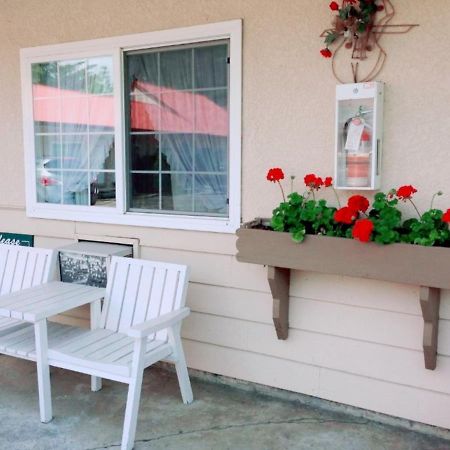 Red Roof Motor Inn Хоуп Экстерьер фото